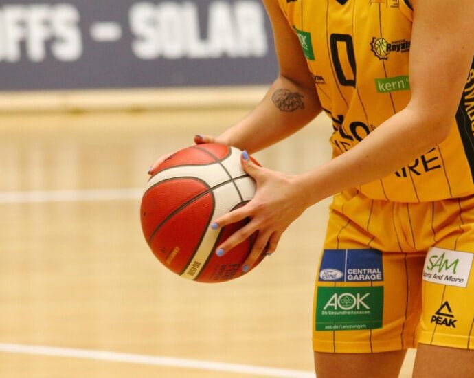 basketball, women's basketball, shirt, indoor sports, woman, fingernails, ball sports, hands, women sports, womens sport, litter, throw, free throw, basketball, basketball, basketball, basketball, basketball, women's basketball, women's basketball